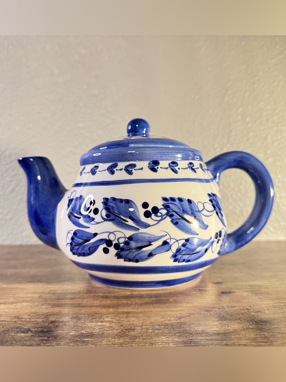 Young’s 1997 Hand-Painted Blue & White Ceramic Teapot - Picture 3 of 11